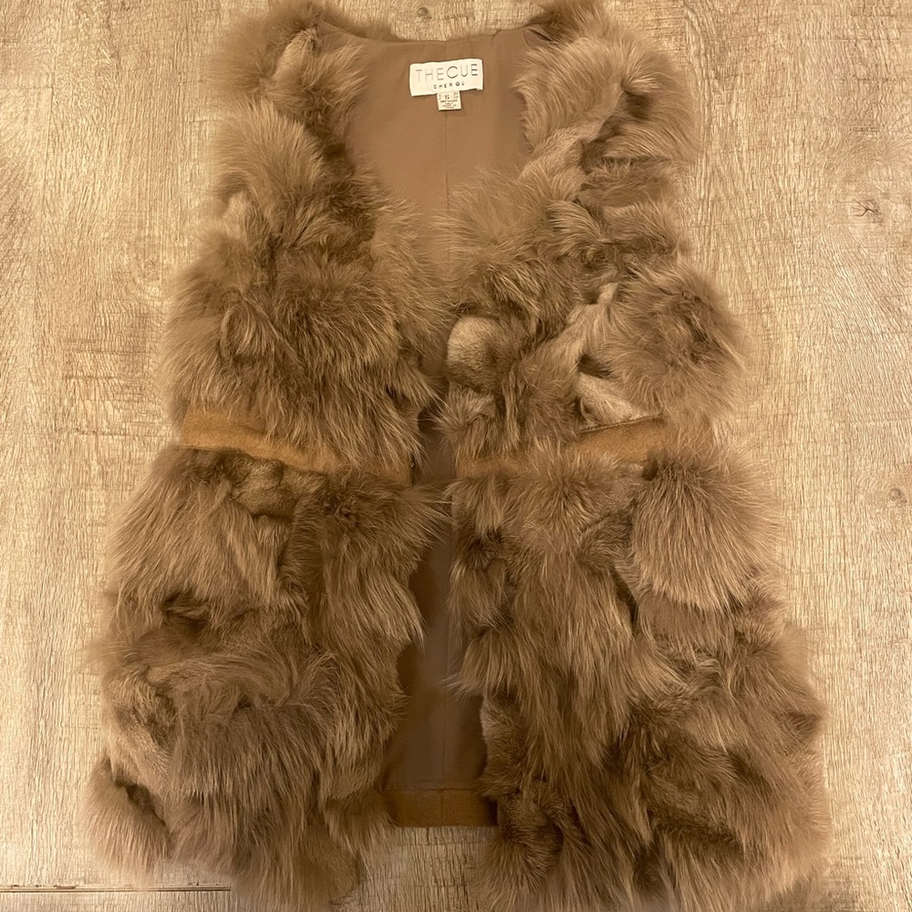 The Cue Fox Fur Vest